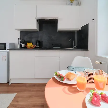 L'escale - T2 Vue Jardin - - Lyon Ouest * Écully
