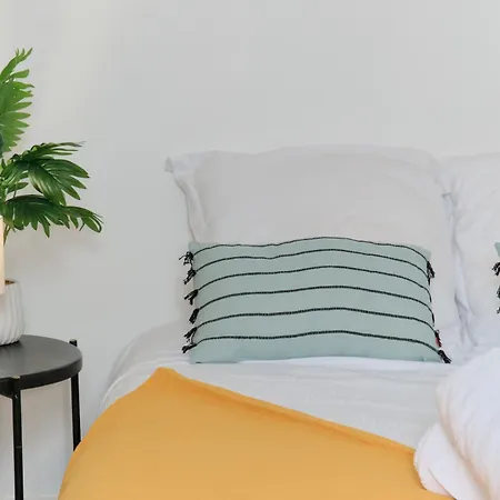 L'escale - T2 Vue Jardin - - Lyon Ouest Écully