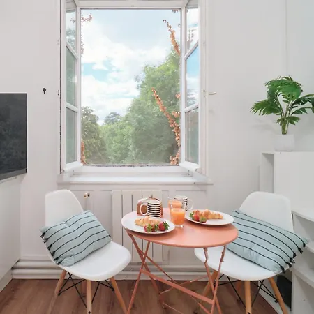 Apartmán L'escale - T2 Vue Jardin - - Lyon Ouest Écully